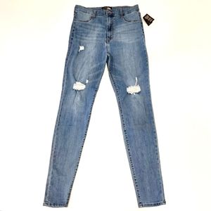 NWT. Tall Our Favorite High Rise Skinny Jeans Medium Blue Wash Women Size 15
